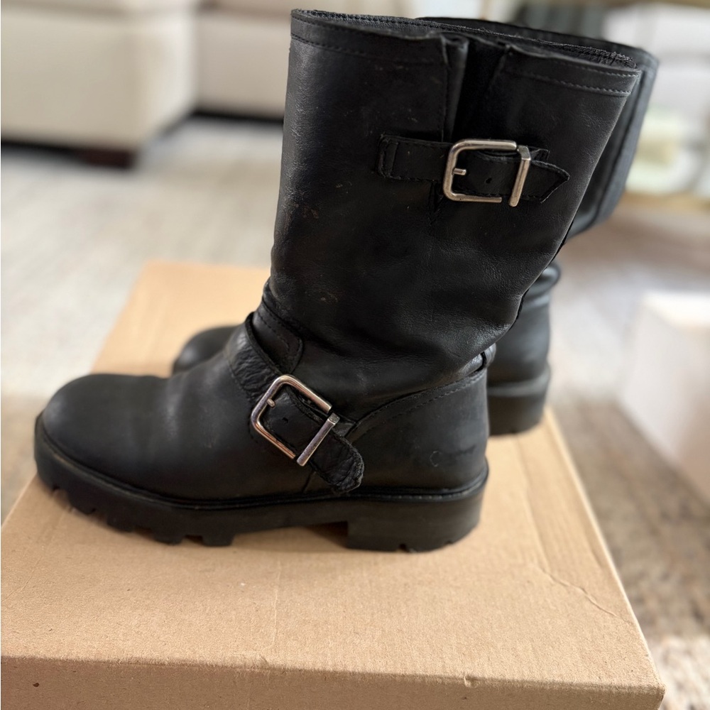 Steve Madden Black Leather Boots with Buckle